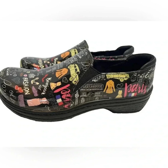 Women’s KLOGS Footwear Moxie Paris Print Leather Loafer - Picture 1 of 4